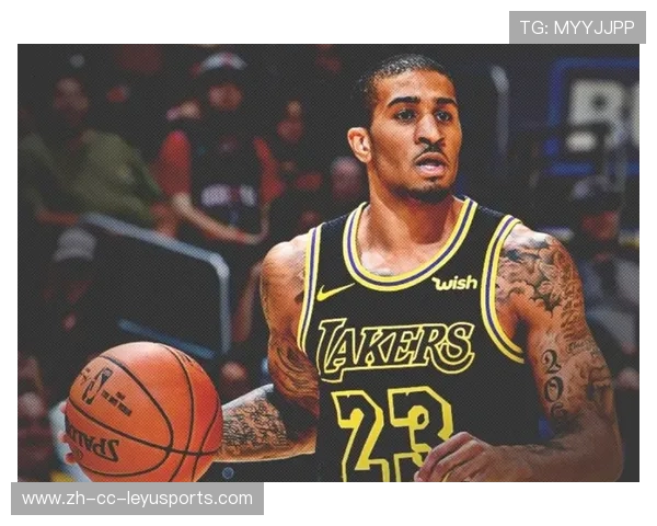 佩顿二世飞身封盖让全场目瞪口呆